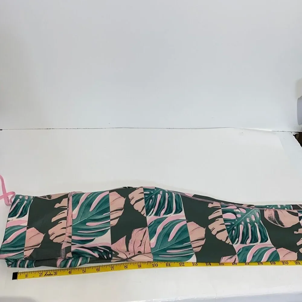 Nike Women's Pink‎ High Waisted Crop Dri Fit Leggings Size Medium